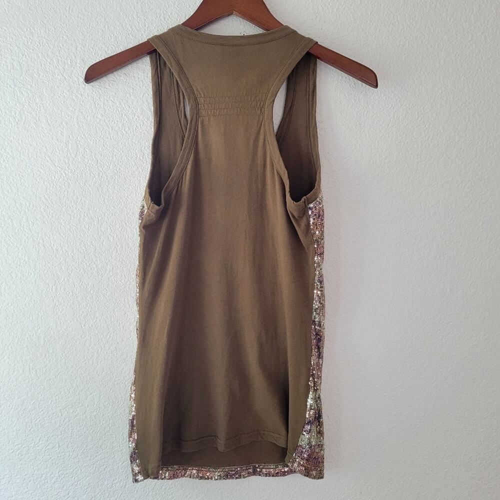 2B Bebe Vintage Y2k Green and Brown Sequin Camo Tank Size M Going Out Top - Picture 4 of 4